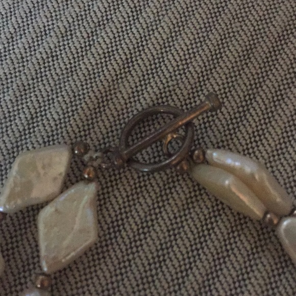 Pearl statement necklace - Picture 4 of 5